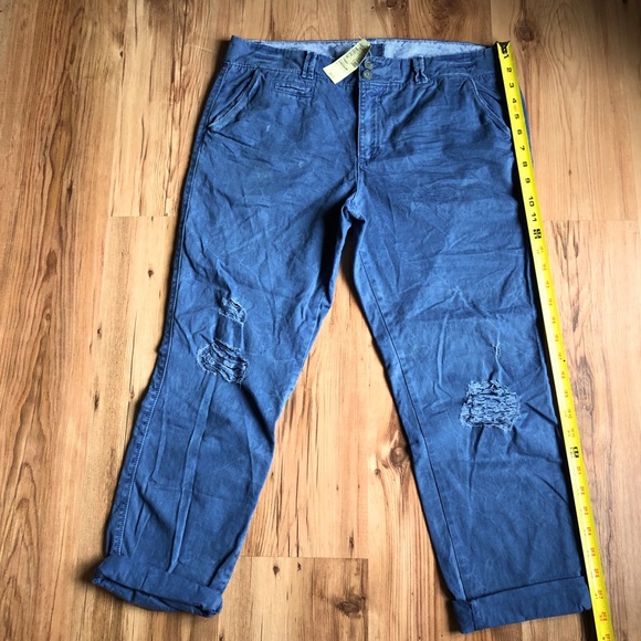 AMERICAN EAGLE Destroyed Slouchy Capri Pants Blue Size 8 Women’s - Picture 5 of 15